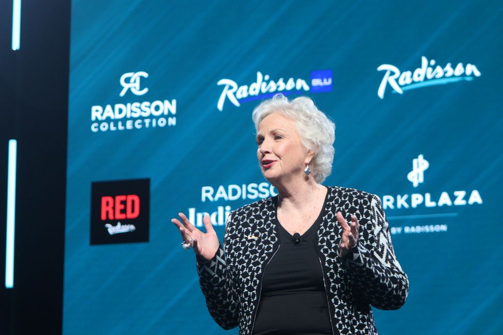 AH LEADERSHIP SERIES SPECIAL Pat Pacious Janis and Radisson