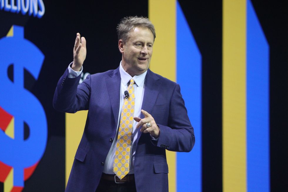 AH NOV FRANCHISE RELATIONS Best Western conference LeBlanc