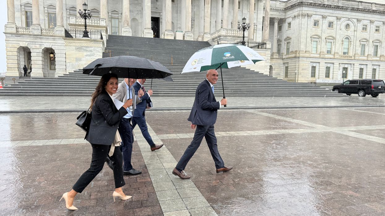 AHLA members meet with U.S. lawmakers to discuss key hospitality legislation impacting hotel owners and workers