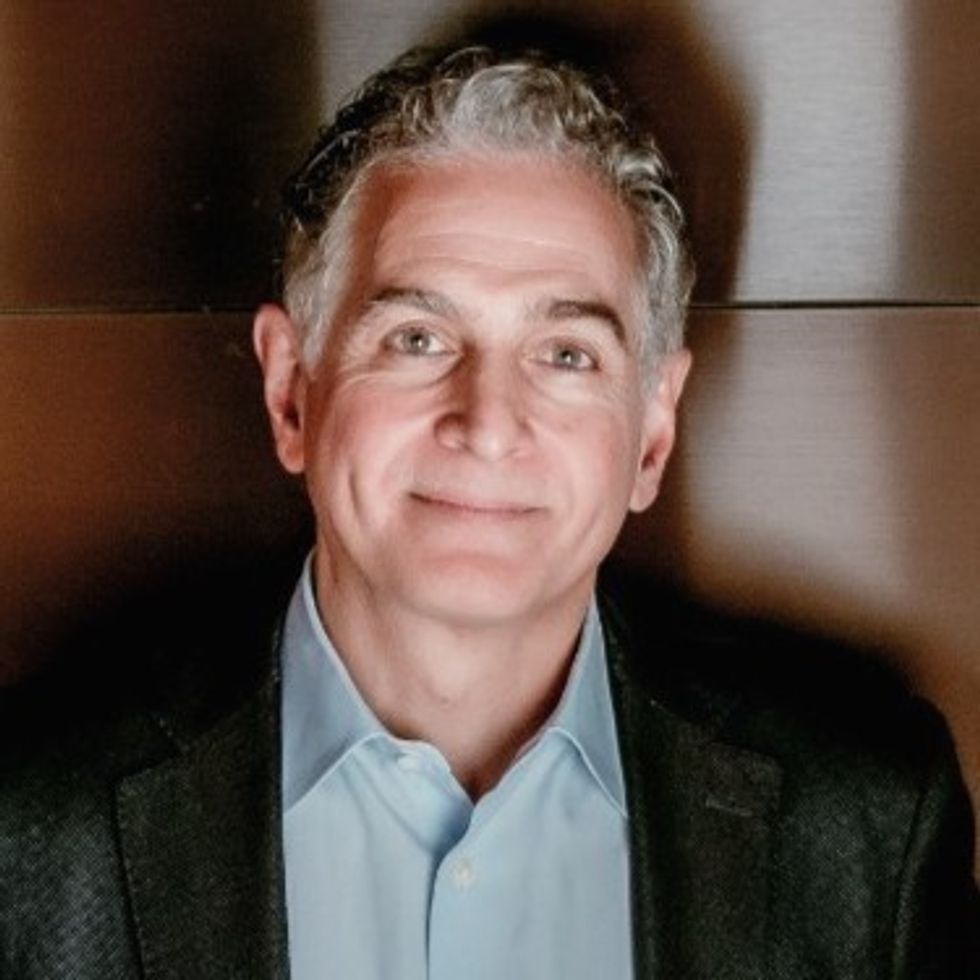 ENEWS 06 12 23 Shatterproof honors Hoplamazian headshot