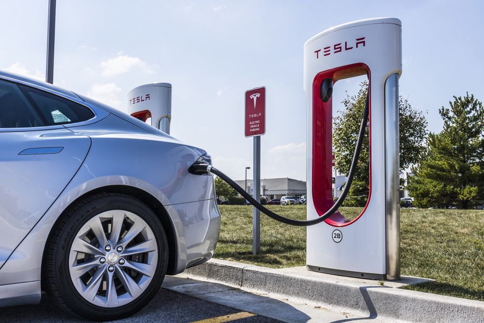 ENEWS 12 20 23 BWH Hotels Tesla EV Stations 1