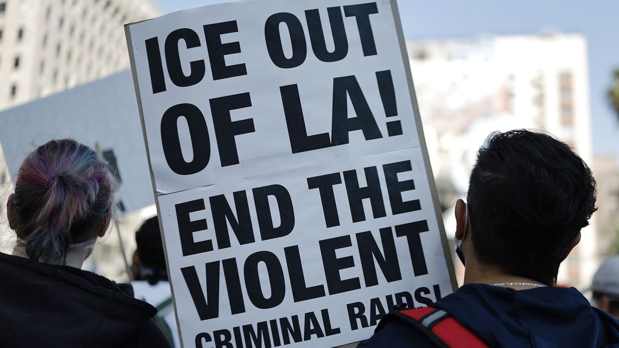 ICE Raid Resumes in Hotels & Farms After DHS Reversal