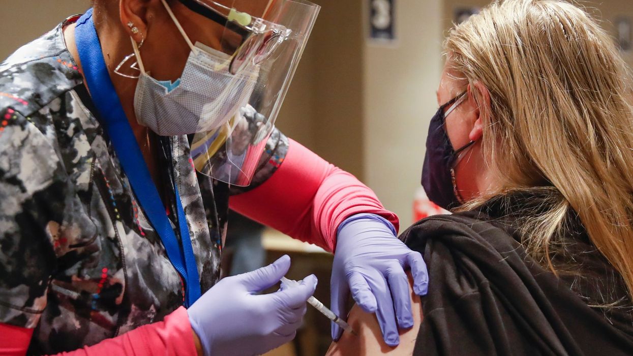 CDC gives more leeway to vaccinated travelers