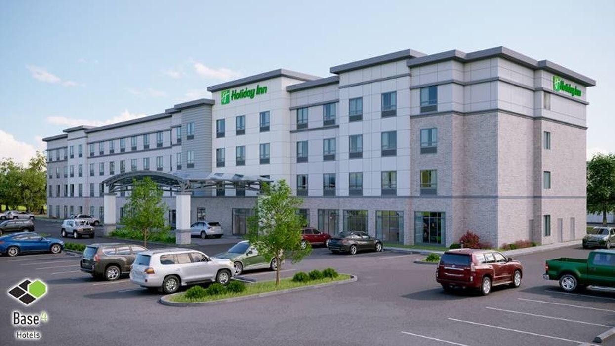 Hawkeye Hotels opens Holiday Inn in Erie, PA