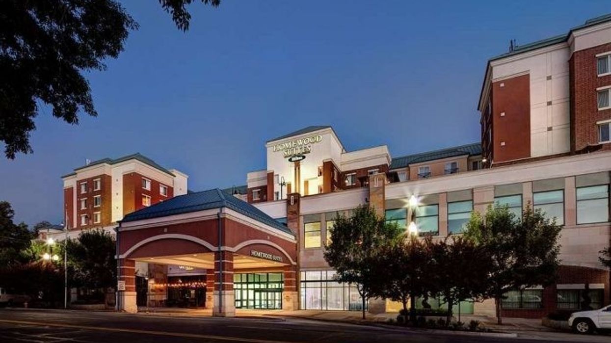 નોબલ સોલ્ટ લેક સિટીમાં આવેલી હોમવૂડ સ્યુટ્સ મેળવે છે