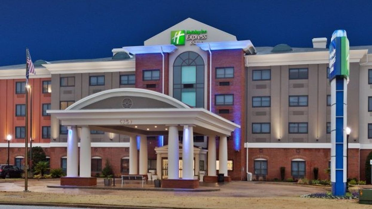 હોલિડે ઈન એક્સપ્રેસ 3000 હોટેલ્સ સુધી પહોંચ્યું