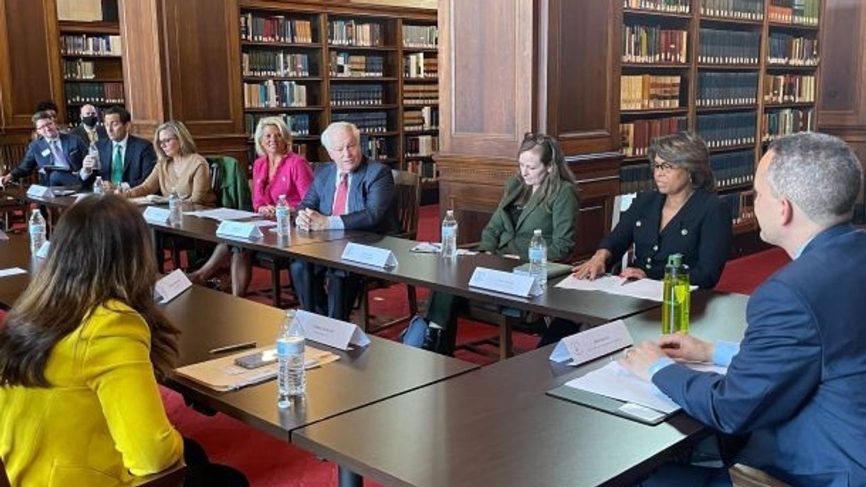 Travel leaders discuss recovery with commerce deputy secretary