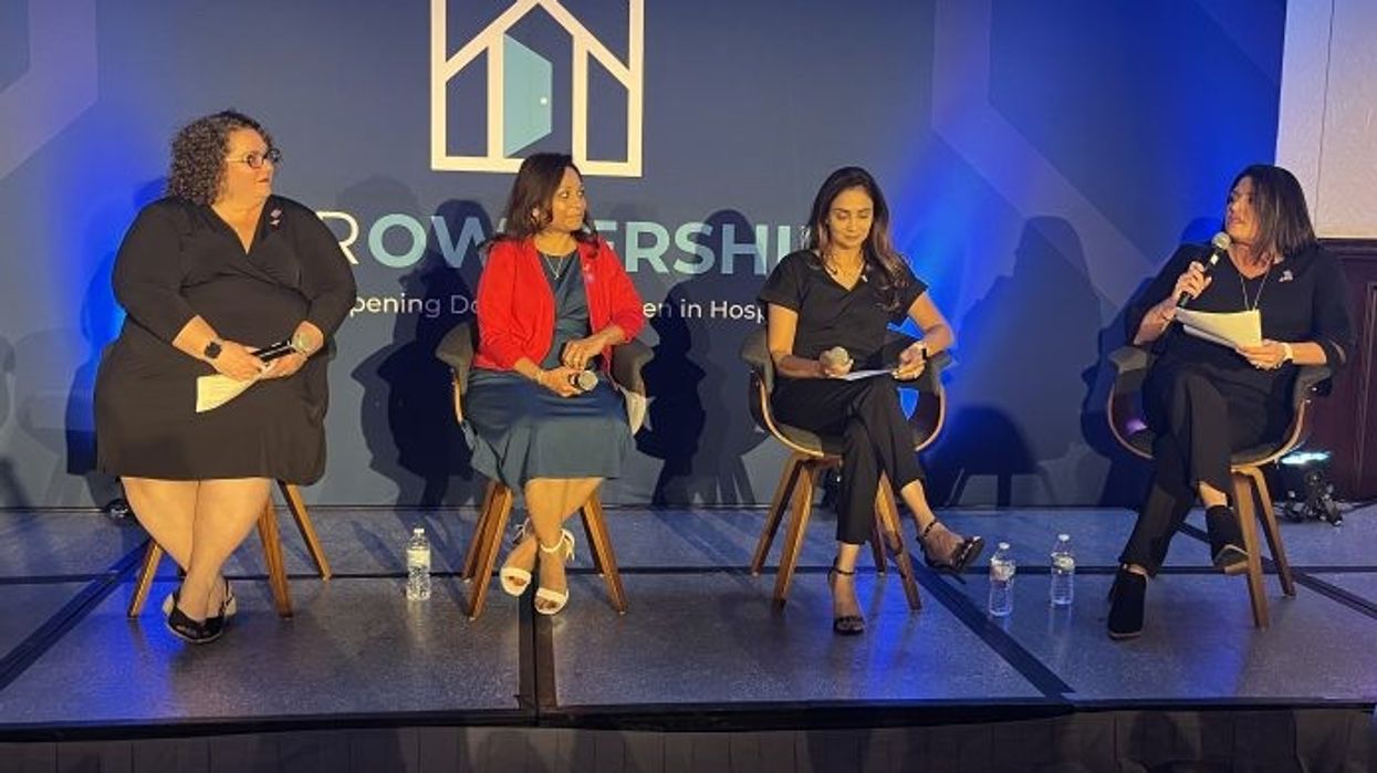 G6 એ AAHOAના ઉદ્ઘાટન હરઓનરશિપ કોન્ફરન્સ દરમિયાન 'લાઇટ હર વે' પ્રોગ્રામ શરૂ કર્યો