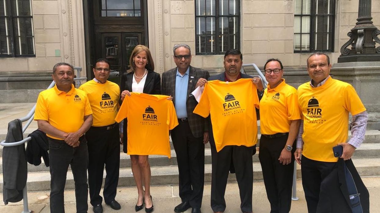 હેડલાઇન: શા માટે આપણે વાજબી ફ્રેન્ચાઇઝીંગ સાથે અમેરિકન ડ્રીમને સમર્થન આપવું જોઈએ