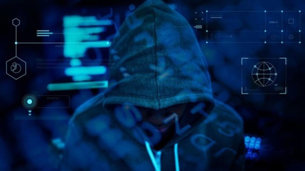 Protecting Screen Privacy: Strategies to Defend Against Visual Hacking