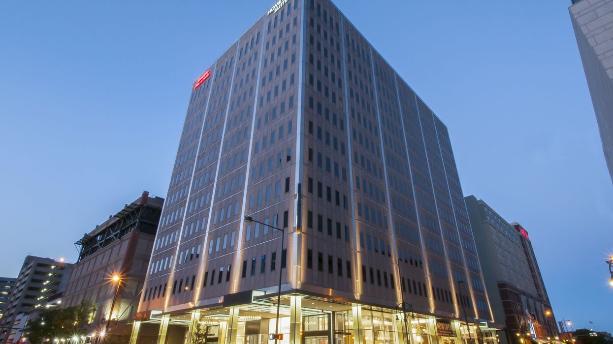 Noble completes renovations at dual-branded Hilton hotels in Denver