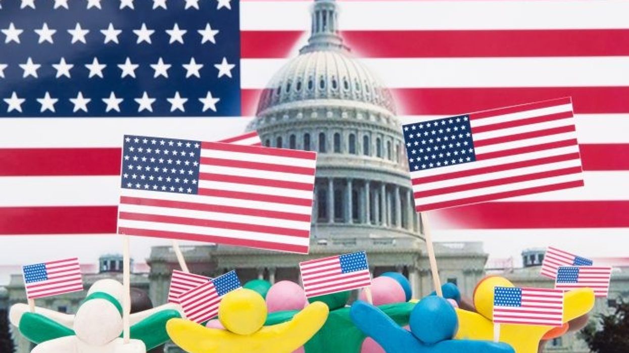 AHLAની ગ્રાહકો, કામદારો અને હોટેલ હાયરિંગનું રક્ષણ કરવા માટેના કાયદાની હિમાયત