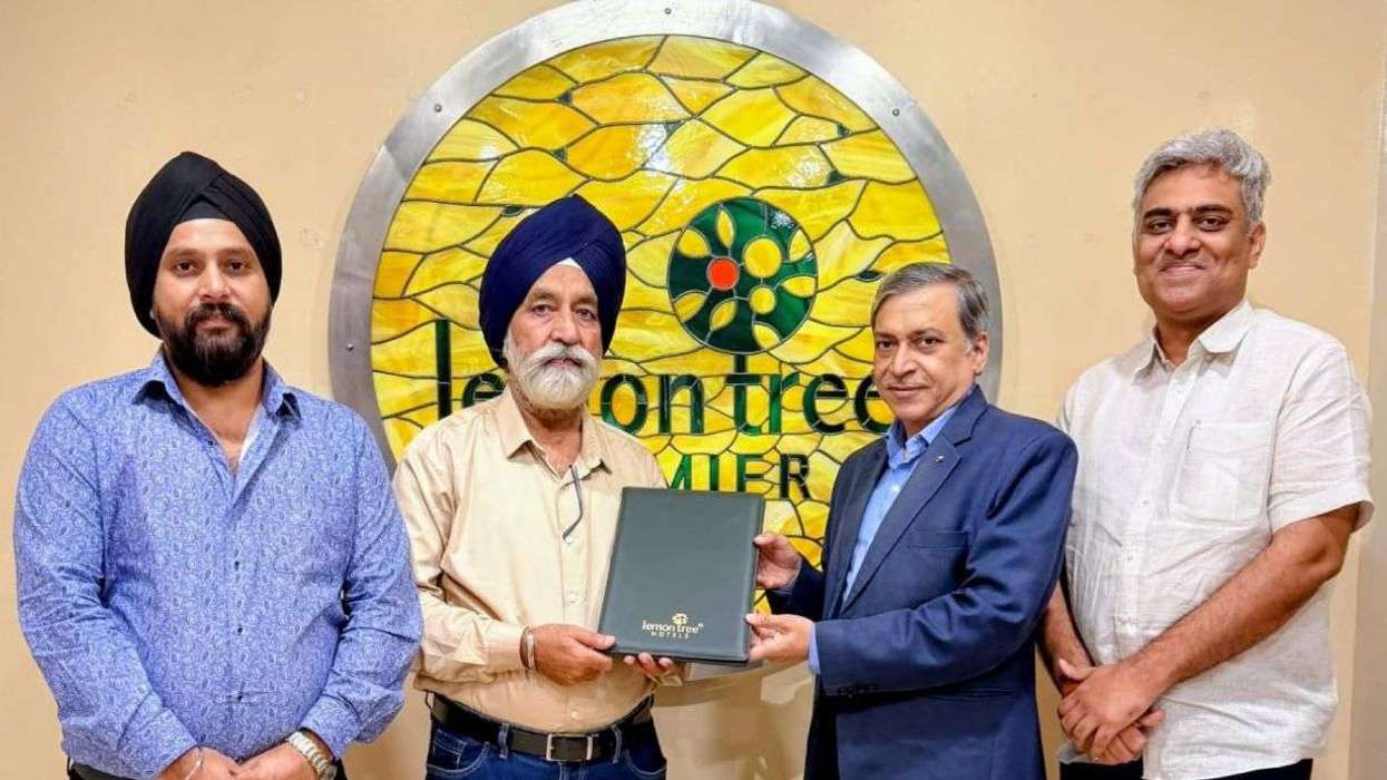 keys select by lemon tree hotels, bareilly signing