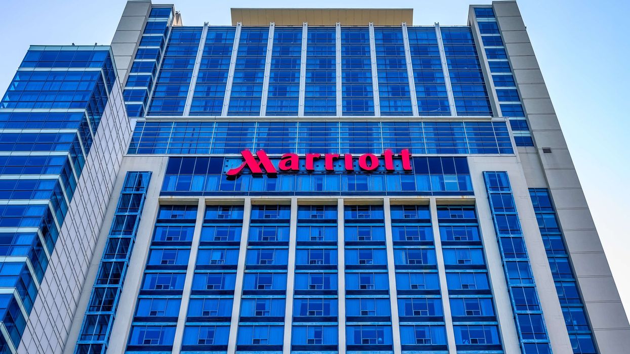 Marriott, Sonder split over default