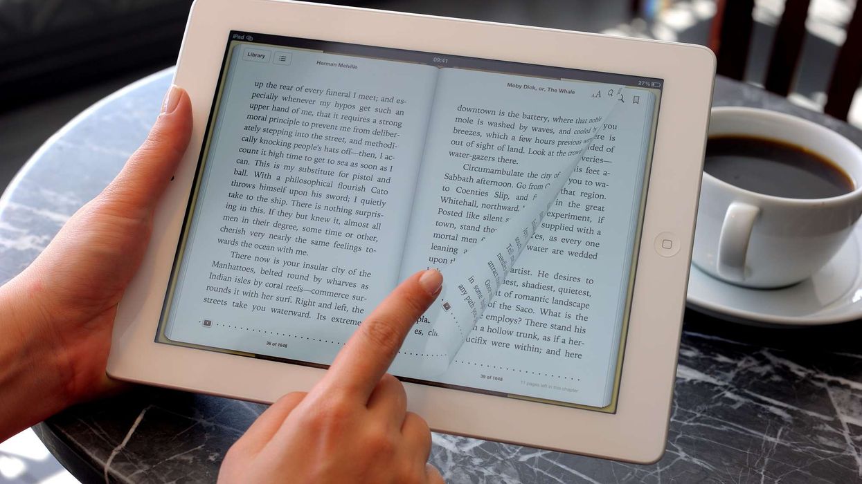 Sonesta, Bedside offer in-room digital library