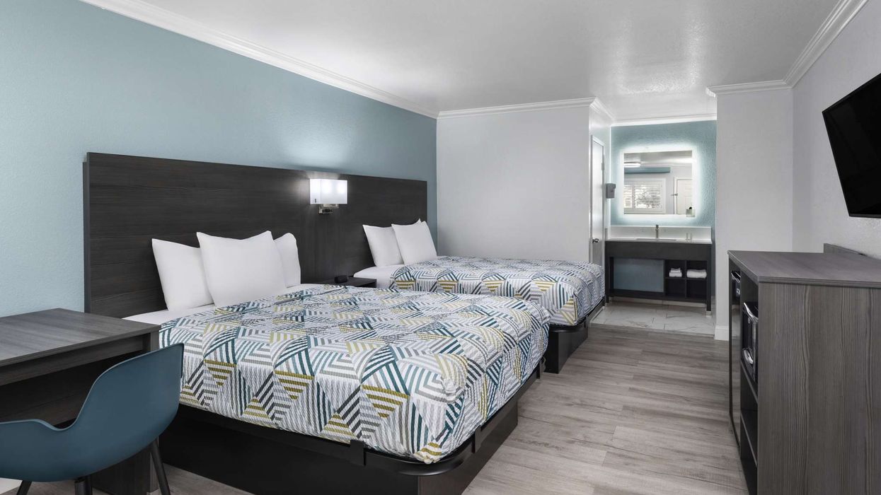 Red Lion Inn opens in Leemore, CA