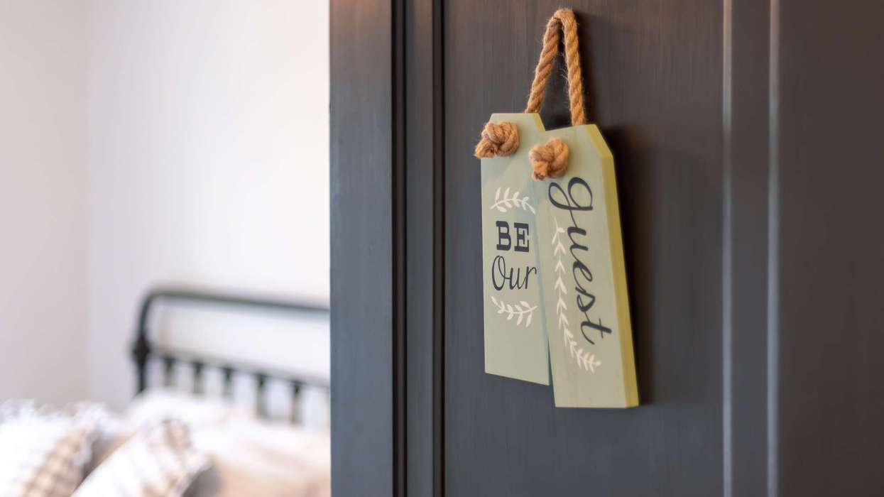 Delhi floats Bed and Breakfast Policy