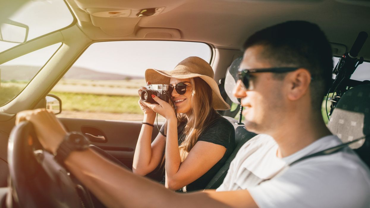 U.S. holiday travel 2025 trends