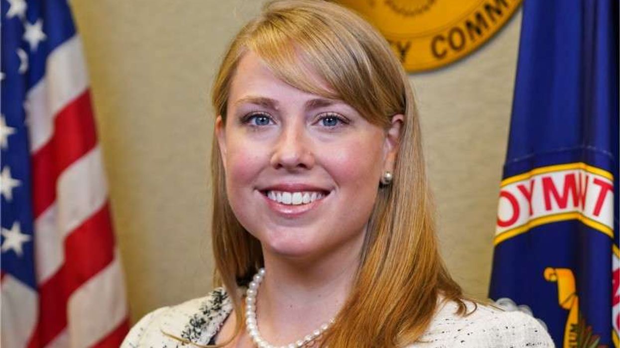 U.S. Tightens Job & Asylum Rules, Impacting immigration