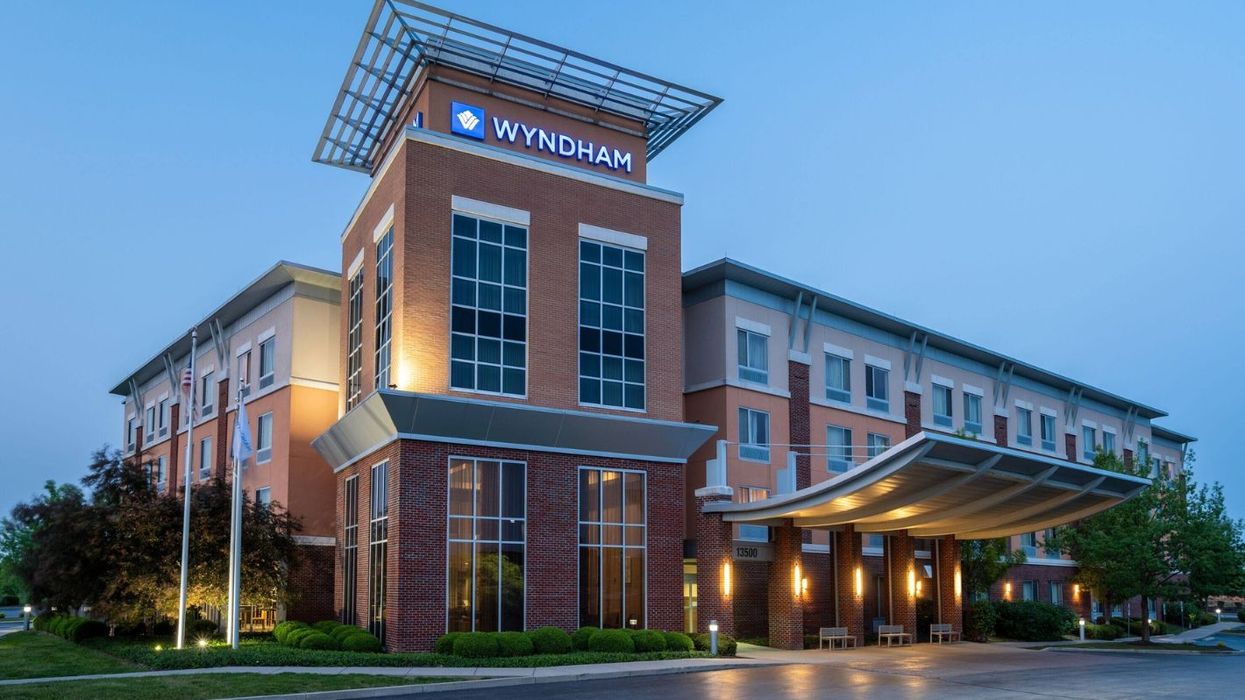 Wyndham hotel using mobile cloud-based payment system with guest check-in