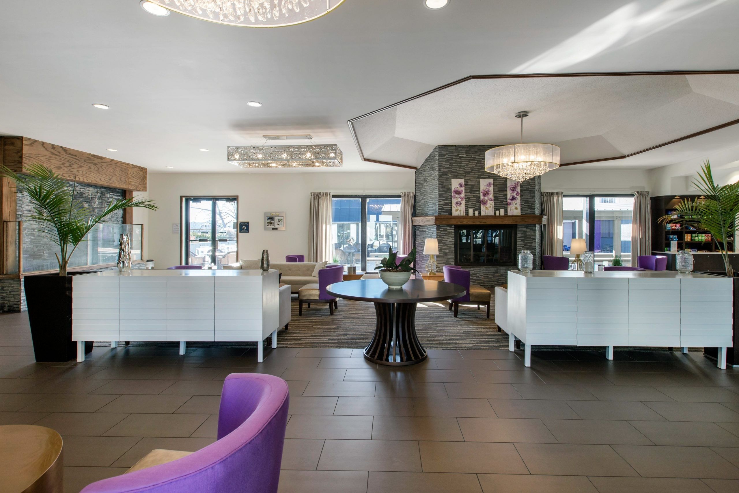 ENEWS 01-27-21 BRIEFS OPENINGS Radisson Grand River lobby Radisson Hotel