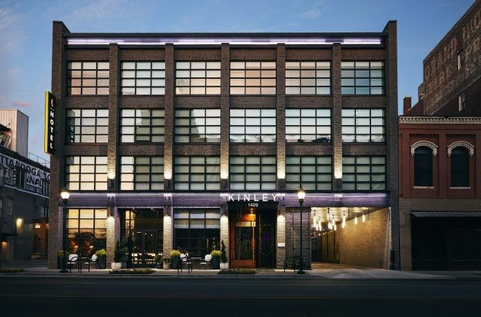 ENEWS-COVID-05-10-21-Boutique-hotels-Kinley-exterior-696x459