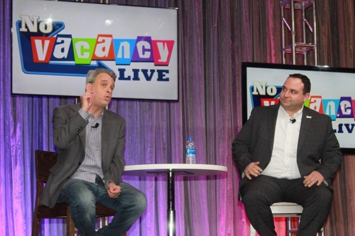 ENEWS-11-17-21-Red-Roof-George-and-Glenn-696x464